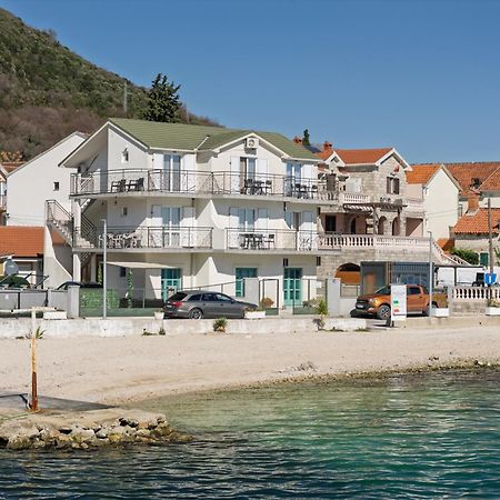 Rosic Apartments Baosici エクステリア 写真