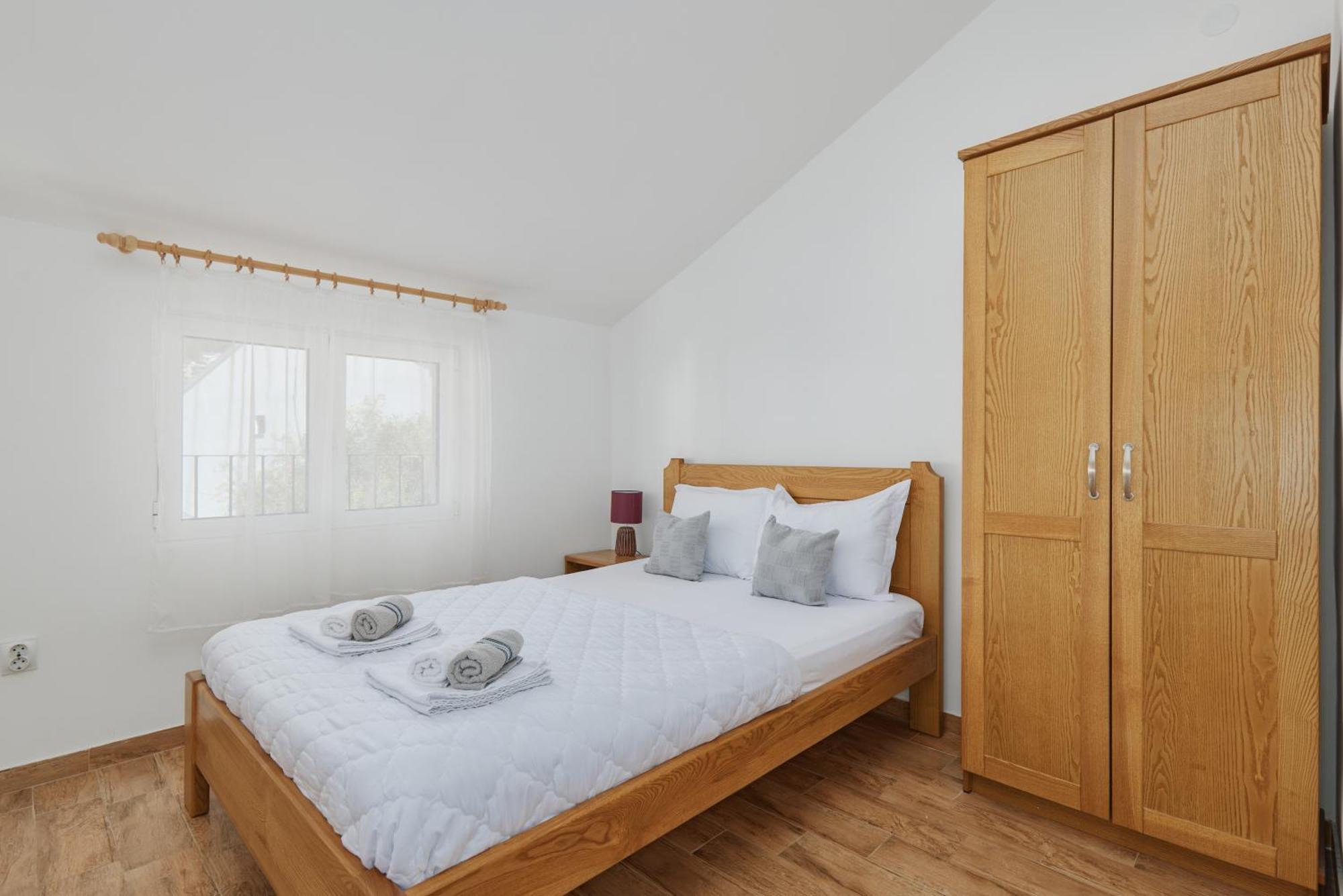 Rosic Apartments Baosici エクステリア 写真
